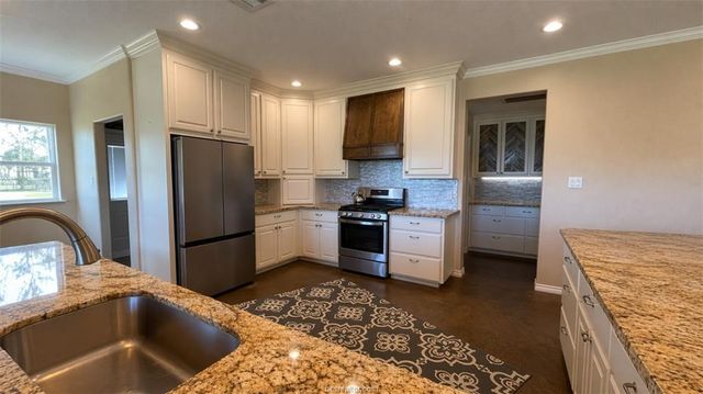 11810 Riley Green Road, Franklin, TX 77856