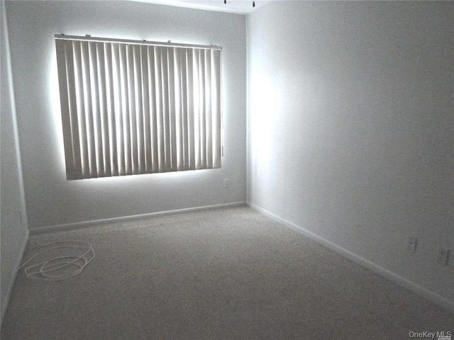 81 Pacific Boulevard 3, Long Beach, NY 11561