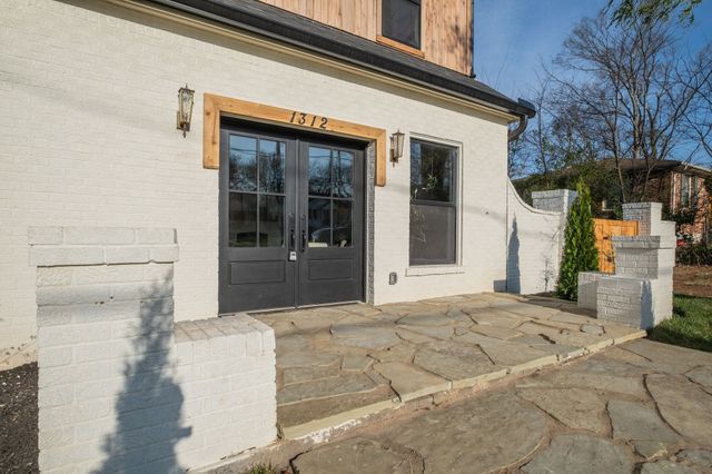 1312 Montgomery Avenue, Nashville, TN 37207