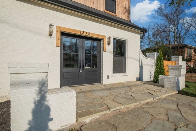 1312 Montgomery Avenue, Nashville, TN 37207