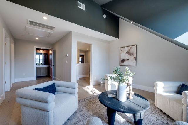 1312 Montgomery Avenue, Nashville, TN 37207
