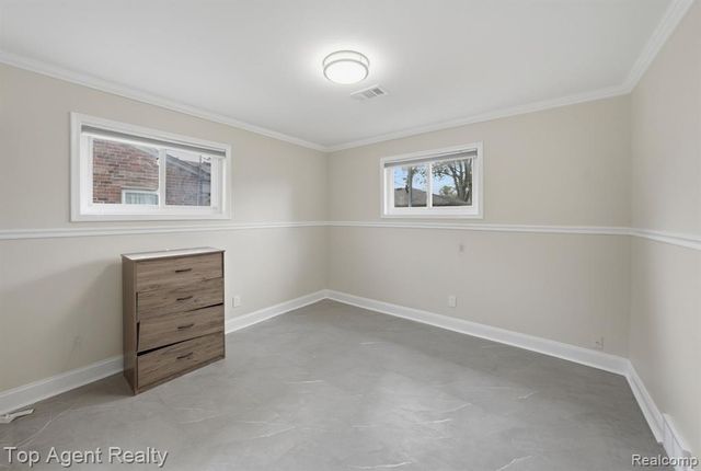 21715 Dexter Court, Warren, MI 48089