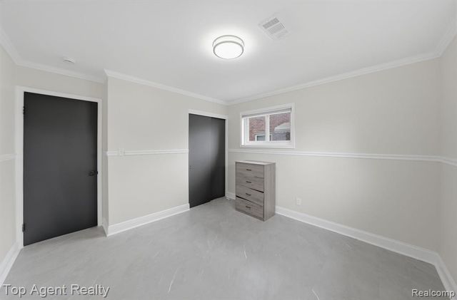 21715 Dexter Court, Warren, MI 48089