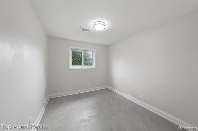 21715 Dexter Court, Warren, MI 48089