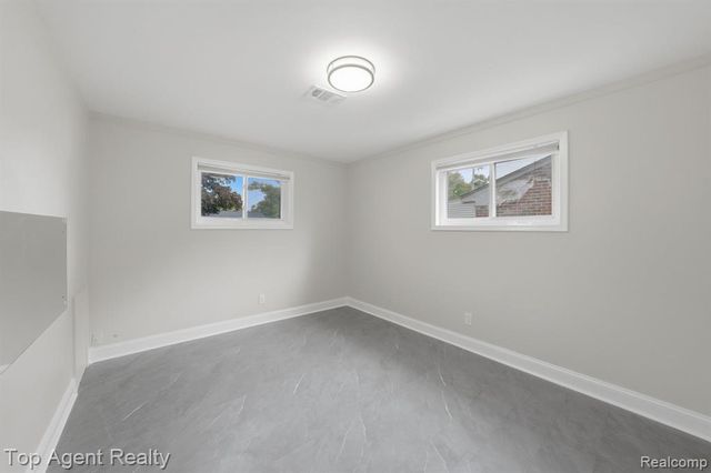 21715 Dexter Court, Warren, MI 48089