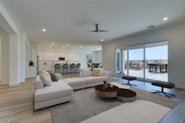 10869 Grace Landing Avenue, Las Vegas, NV 89166