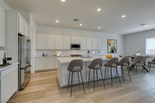 10869 Grace Landing Avenue, Las Vegas, NV 89166