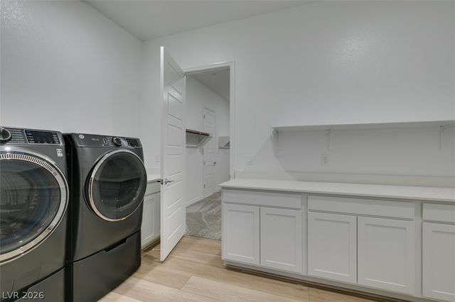 10869 Grace Landing Avenue, Las Vegas, NV 89166