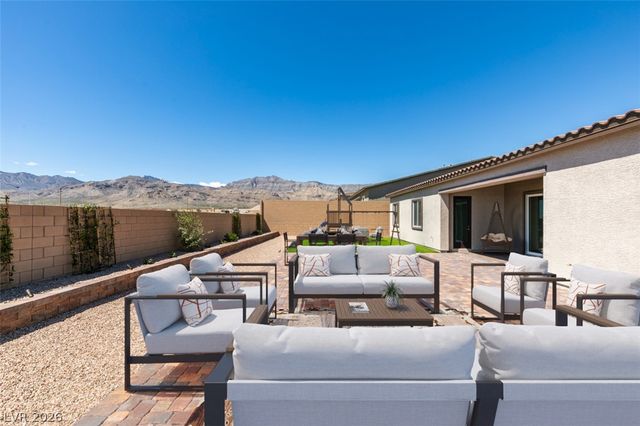 10869 Grace Landing Avenue, Las Vegas, NV 89166