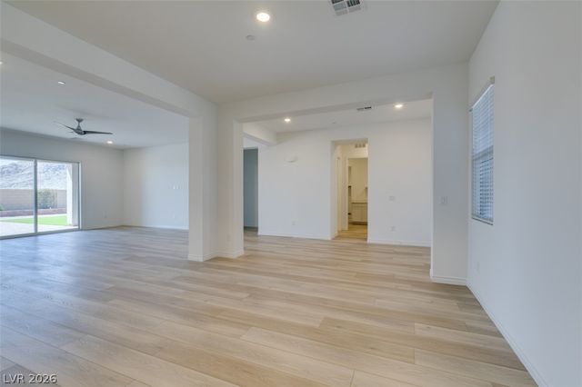10869 Grace Landing Avenue, Las Vegas, NV 89166