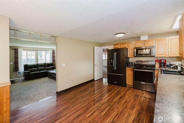 3415 SE Carmae Drive, Port Orchard, WA 98366