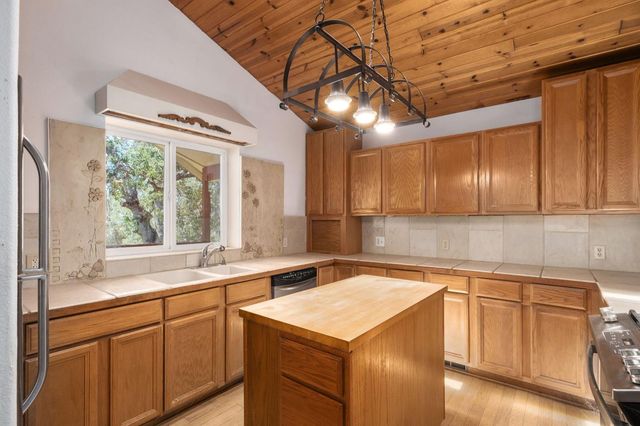37667 Eagle Drive, Raymond, CA 93653