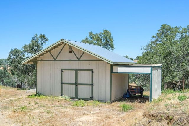 37667 Eagle Drive, Raymond, CA 93653
