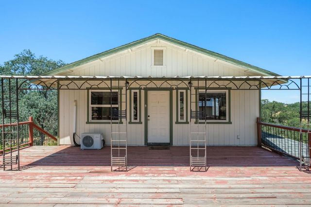 37667 Eagle Drive, Raymond, CA 93653