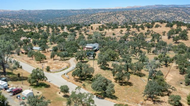 37667 Eagle Drive, Raymond, CA 93653
