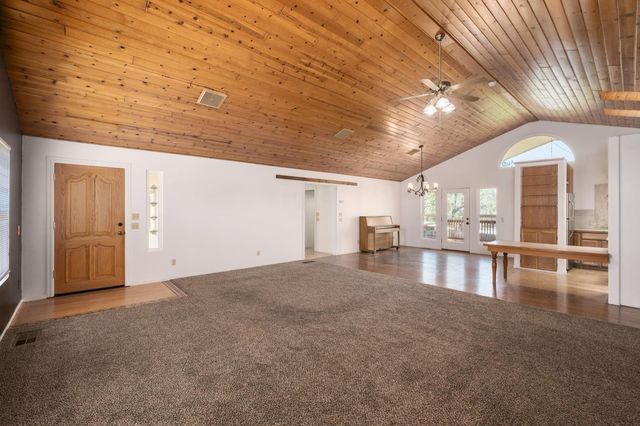 37667 Eagle Drive, Raymond, CA 93653