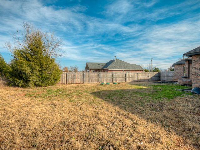 2252 County Road 1270, Blanchard, OK 73010