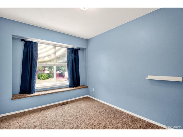260 Wallace St, Colorado Springs, CO 80911