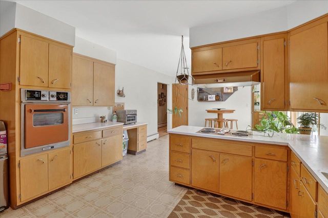 225 N Cairo Avenue, Jefferson, WI 53549