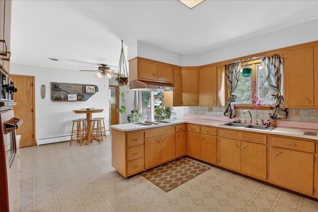 225 N Cairo Avenue, Jefferson, WI 53549
