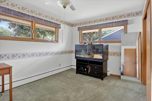 225 N Cairo Avenue, Jefferson, WI 53549