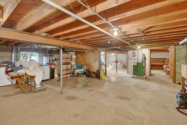 225 N Cairo Avenue, Jefferson, WI 53549