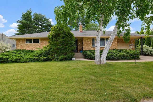 225 N Cairo Avenue, Jefferson, WI 53549