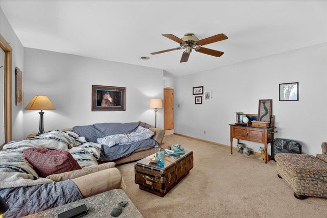 225 N Cairo Avenue, Jefferson, WI 53549