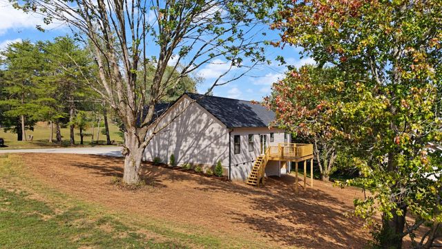 332 Country Hill Drive, Somerset, KY 42503