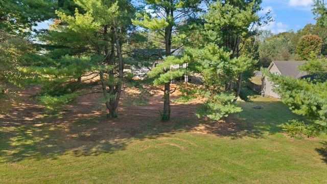332 Country Hill Drive, Somerset, KY 42503