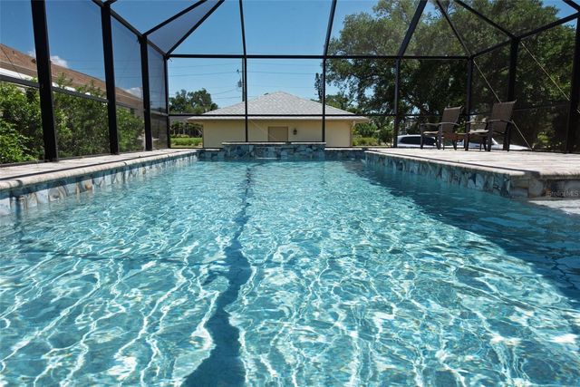 880 LEMON BAY DRIVE, Venice, FL 34293