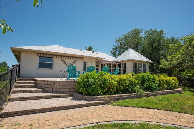 880 LEMON BAY DRIVE, Venice, FL 34293