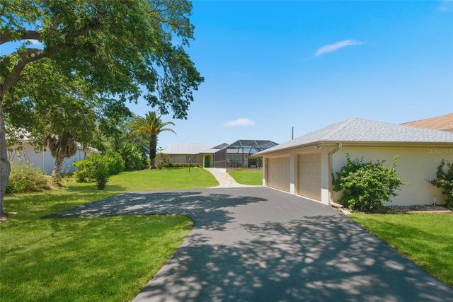 880 LEMON BAY DRIVE, Venice, FL 34293