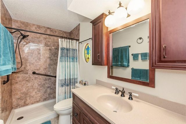 880 LEMON BAY DRIVE, Venice, FL 34293