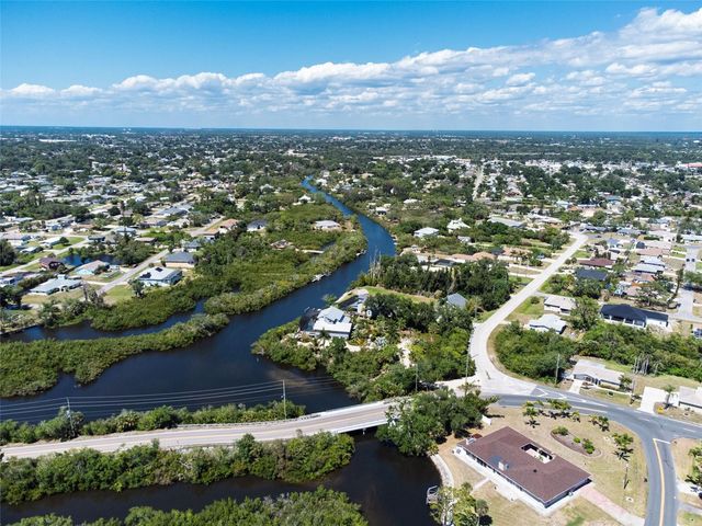 880 LEMON BAY DRIVE, Venice, FL 34293