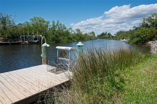 880 LEMON BAY DRIVE, Venice, FL 34293