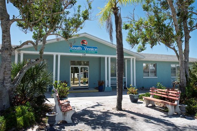 880 LEMON BAY DRIVE, Venice, FL 34293