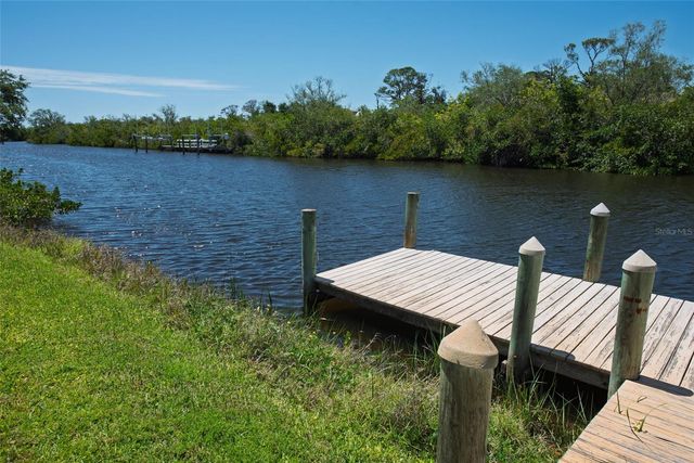 880 LEMON BAY DRIVE, Venice, FL 34293