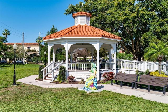 880 LEMON BAY DRIVE, Venice, FL 34293