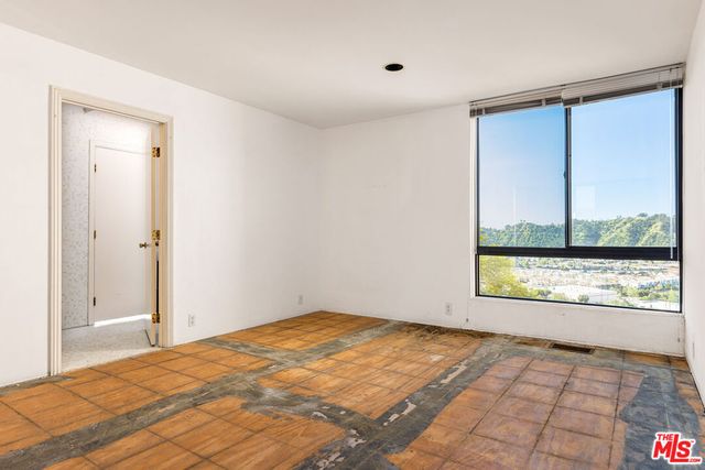 1740 Kilbourn Street, Los Angeles, CA 90065