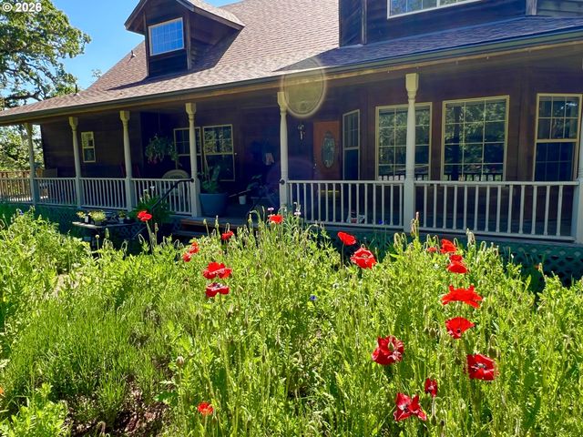 28544 CROW Rd, Eugene, OR 97402