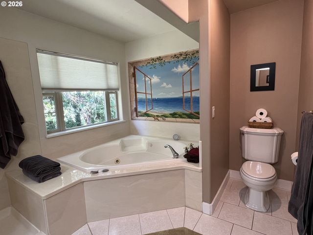 28544 CROW Rd, Eugene, OR 97402