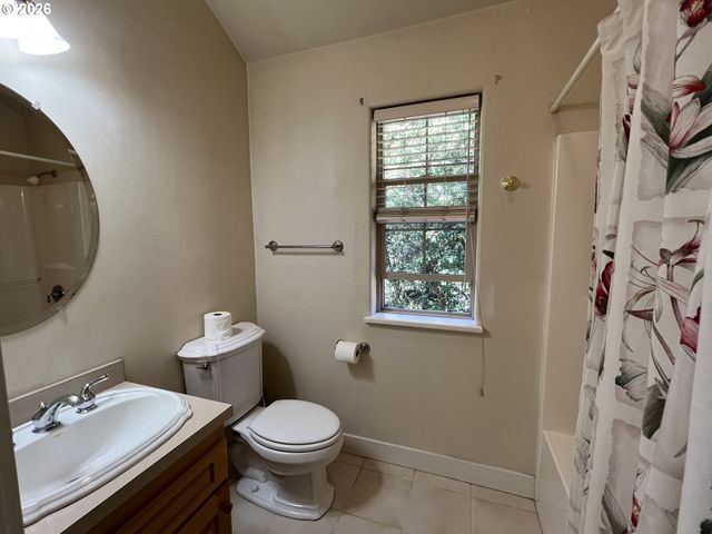 28544 CROW Rd, Eugene, OR 97402