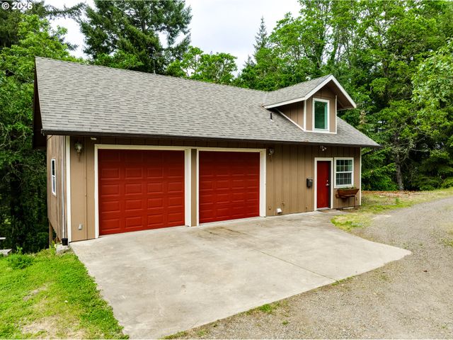 28544 CROW Rd, Eugene, OR 97402