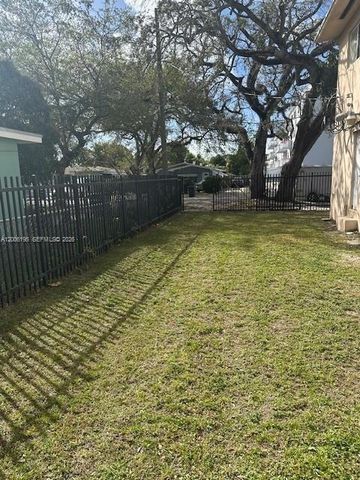 14305 NE 6th Avenue, North Miami, FL 33161