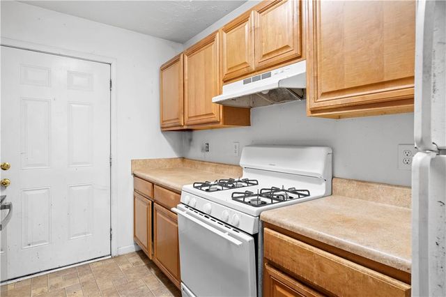 2246 Abner Place NW, Atlanta, GA 30318