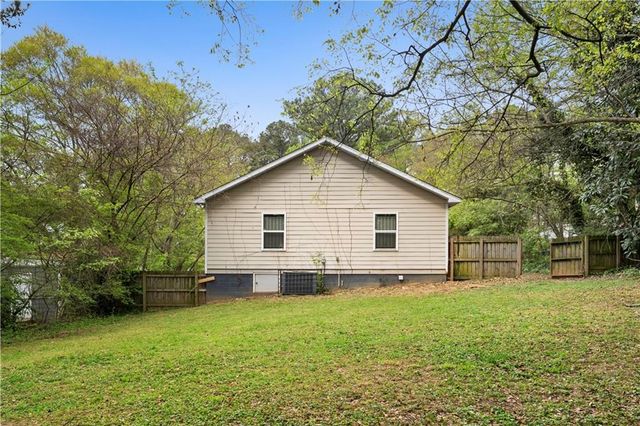 2246 Abner Place NW, Atlanta, GA 30318