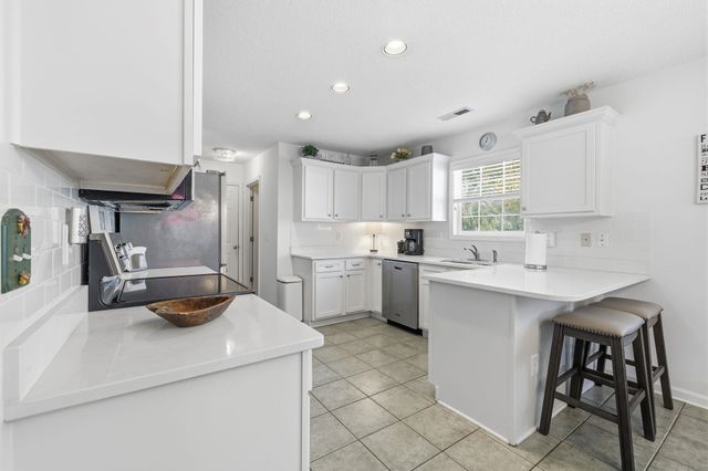 118 Wildflower Trail, Pawleys Island, SC 29585