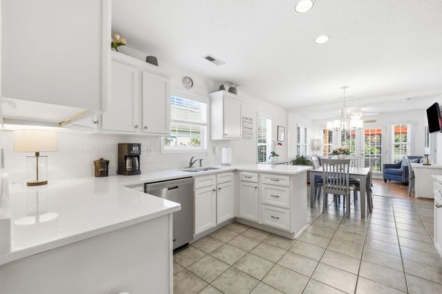 118 Wildflower Trail, Pawleys Island, SC 29585