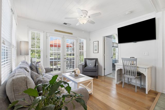 118 Wildflower Trail, Pawleys Island, SC 29585